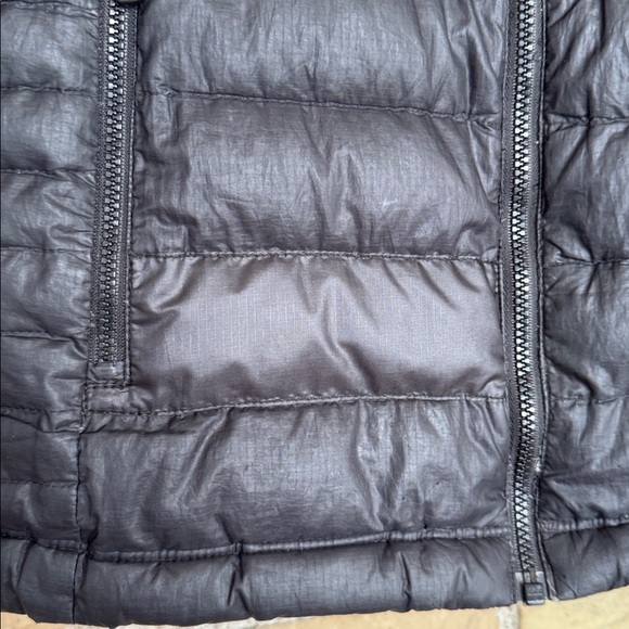 Patagonia Black Puffer Down Sweater Hooded Jacket - Picture 4 of 6